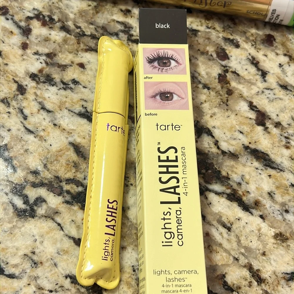 💕🌙Tarte Lights, Camera, Lashes Mascara Full Size